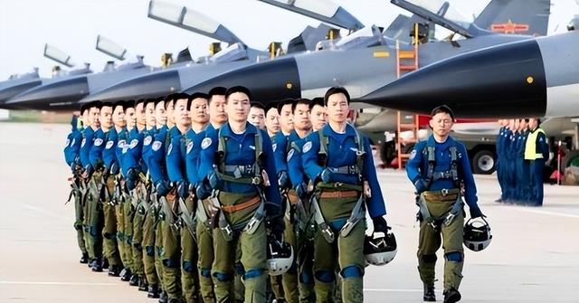 攻不了守不住，中国空军在西藏上空，被印度空军足足欺负了40年？