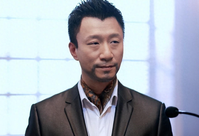 全家移民澳洲传闻真相大白1年，孙红雷近况曝光，一点都不意外