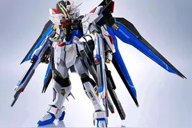 模型欣赏：Metal Robot魂 强袭自由高达二式和无限正义高达二式图片