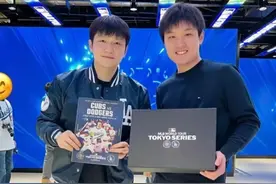 巴黎之后，张本智和再次见到樊振东后，短短九个字让人鼻酸！图片