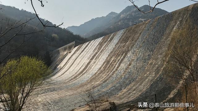 泰安：它是一个免费景点，溪水长流，是带家人休闲观光好去处