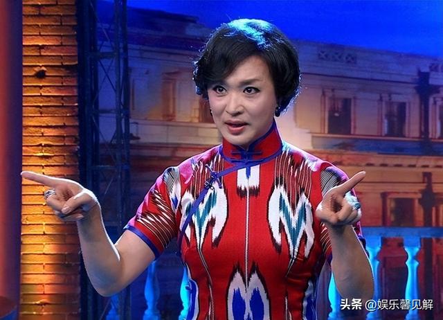 面相变了！逃到国外半年多，58岁金星近照曝光，早年风光已然不再