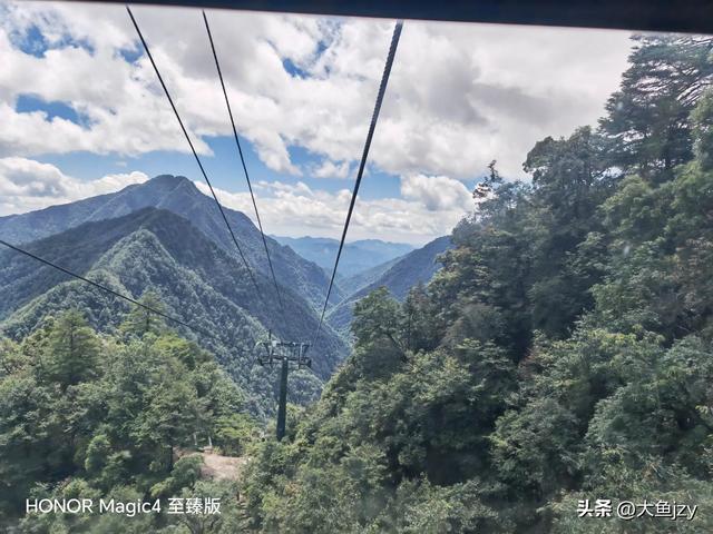 登完泰山又去登梵净山，感觉登山难度不在一个等级