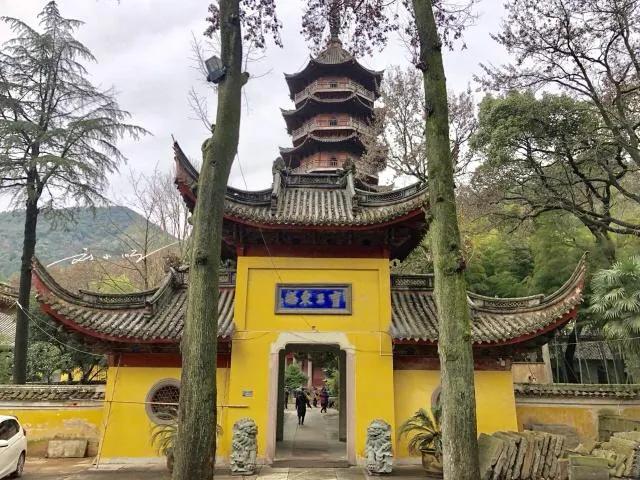 宁波这座寺庙“真奇怪”：竟以古印度国王命名，据说全国仅此一家