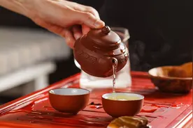 爱喝茶的人注意！肾结石风险或增10倍，真相揭秘图片