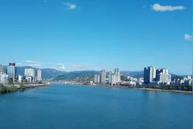 王长伟 |嘉陵江源头图片