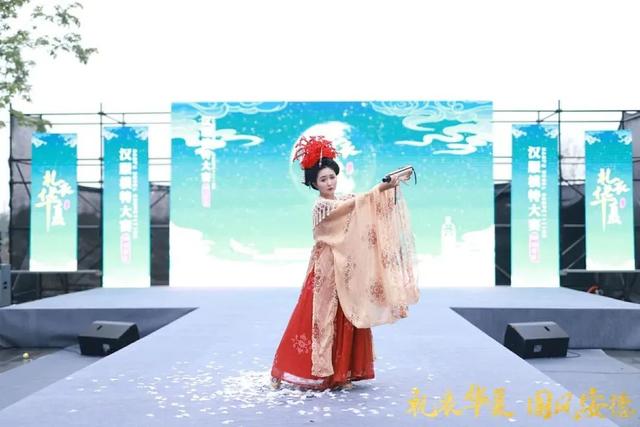爱好汉服小伙伴们！这个周末，金堂这里等你来打卡……