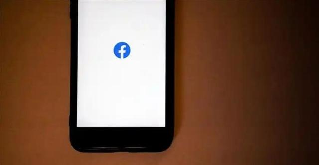 美国巨头丑闻曝光！靠诈骗狂赚1140亿元	，全球数十亿用户被坑惨