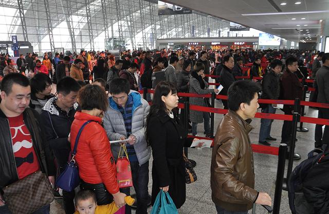 国庆机票不降反涨，热门城市一票难求，快来看看怎么买
