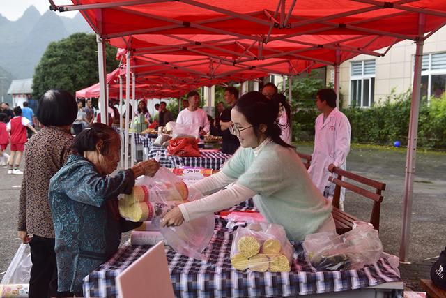 敬南镇：以徒步聚人气 以农产品促增收 助乡村农产品“出圈”