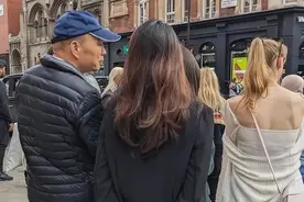 街头偶遇！韩国瑜赴英庆祝女儿毕业，同时思考如何对阵民进党图片