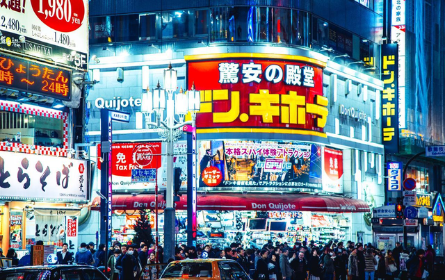 地球人口已达80多亿，目前来看，地球还能装下多少人？为什么？