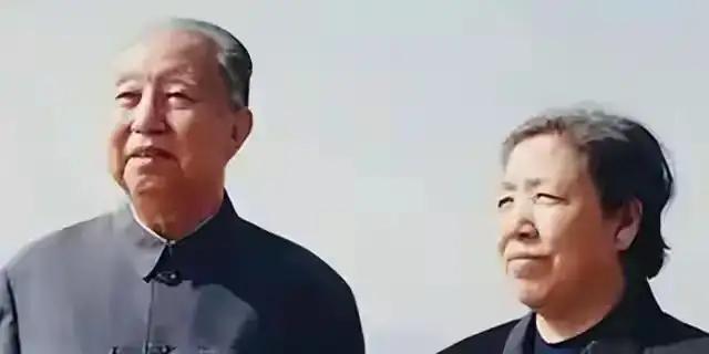 她15岁投身革命18岁嫁主席	，至今仍健在，却少有人知道她的存在！