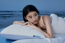 一年卖出120万个枕头，亚朵从家居市场卷走9个亿图片