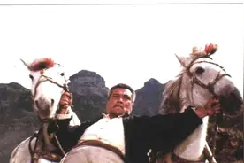 《青松岭》里的马是怎么惊的，听老翟细说当年图片