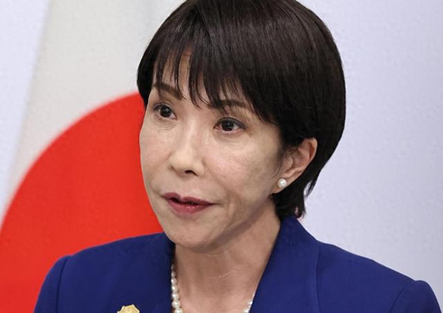 中日战机对峙后，高市早苗紧急表态，美防长敲打日本：将付出代价