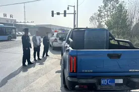 秋收时收割机没油，男子自运柴油被罚3万元，执法部门回应→图片