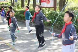 孩子每天跳绳，1个月后变化惊人！儿科医生都推荐的"黄金运动"图片