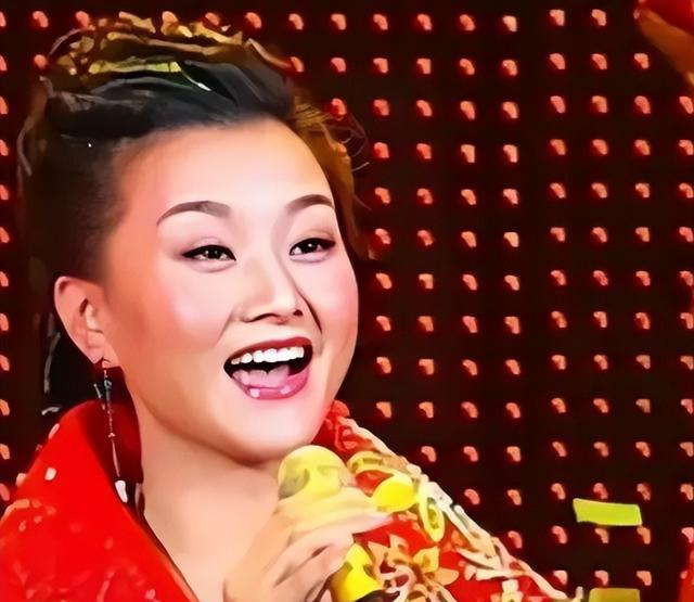 宋祖英和老友在北京观看京剧《穆桂英挂帅》