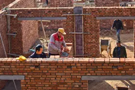 农村盖房讲究“三要六事”，会影响家庭兴衰，不是迷信！图片