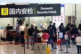 女性过安检时，安检员为什么会尴尬，屏幕上到底能看到啥？图片