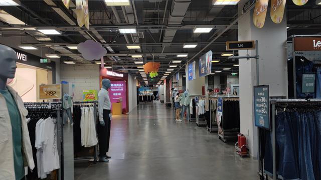 中国卖家抢占亚马逊市场！占比首超 50%，这波逆袭靠啥 “神操作”