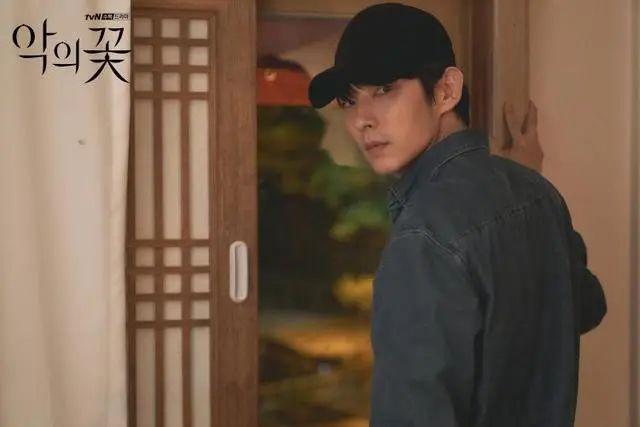 最新排名！2025年最帅的10位韩国男星票选出炉，玄彬冲进前3名