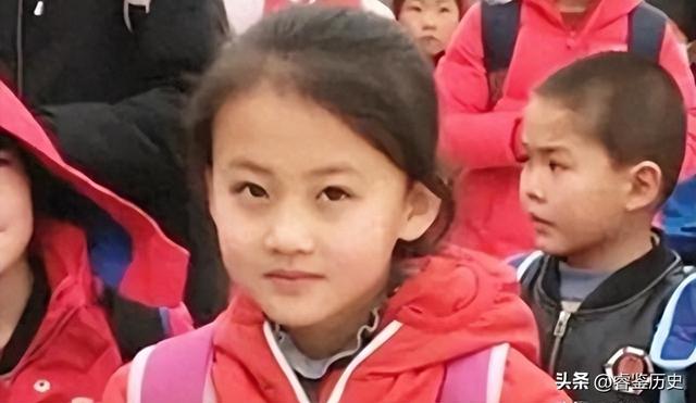 给钱都不要？宁夏一笑成名拒绝百万签约的小女孩，现在成了这样