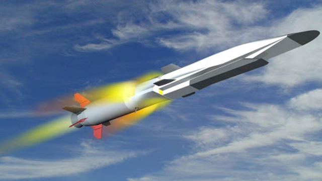 狂砸120亿，美高超音速导弹却再次延期部署，和中国差距超过10年