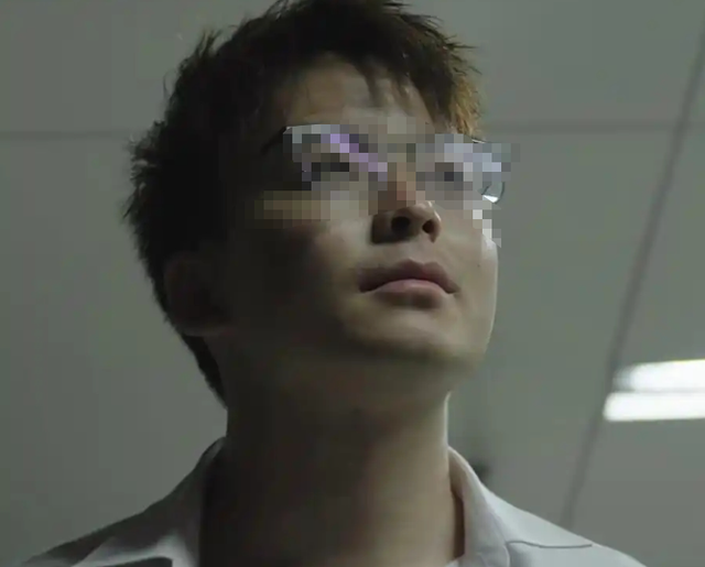 地铁诬陷案开庭后续：被告女子美美隐身，央视下场，当事人太可怜
