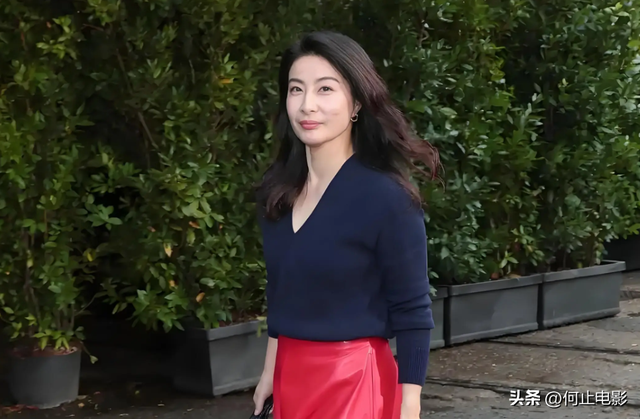 霍启仁举办婚礼，大嫂郭晶晶缺席，才过几天恶心的一幕就发生了