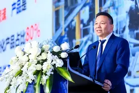 64岁宁波老板，跨界无数次，给员工发8亿，即将拥有第三家IPO？图片