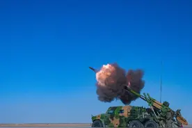 用实力说话！尼日利亚打造火力军，抄底价2亿美元买66门中国大炮图片