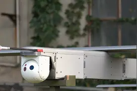 俄军能看哭：中国飞龙60A巡飞弹千里点穴，有它还打什么阵地战？图片