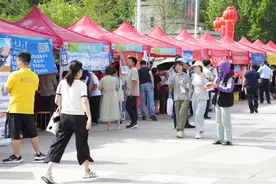 @河南考生，省内外高校预估分数线最新汇总→图片