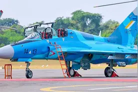 被击落还要多买！带相控阵雷达的“超级歼-7”，缅甸是真喜欢！图片