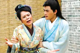 72岁“娇姐”吴苏妹的全家福，儿子是广东版古天乐，丈夫是外省人图片