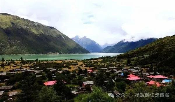 林芝巴松措，风景秀丽风光迷人