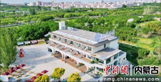 阿拉善盟：做好“特色+”文章 助民宿经济持续升温