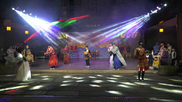 桔乡：胡侨俚沉浸式情景剧首秀人气爆棚
