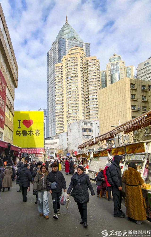 【天山 · 文旅】乌市西门老街焕新韵 烟火续繁华