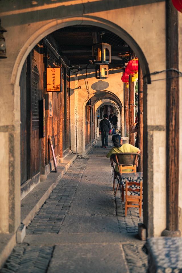 五一越来越多人选择"反向旅游"，不去热门景点的背后是观念的转变