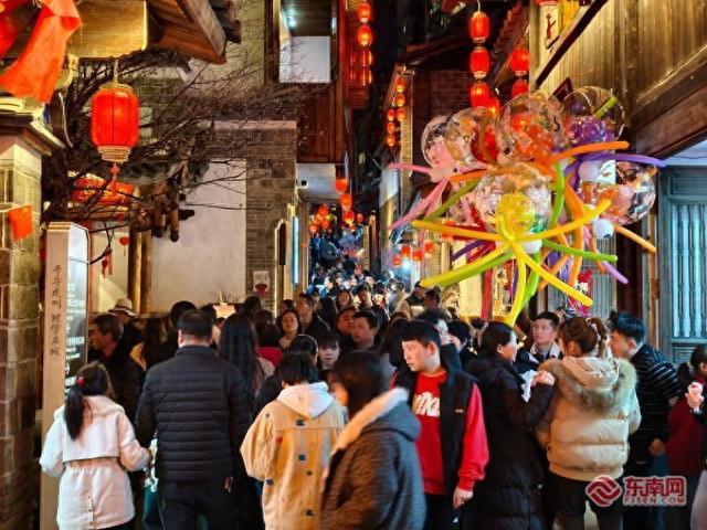 春节假期近尾声 建州古城年味不减