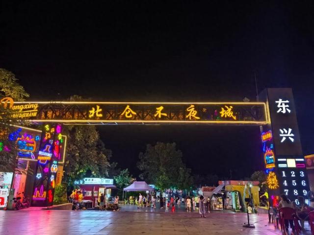 北仑不夜城！越夜越沸腾~解锁防城港烟火新坐标