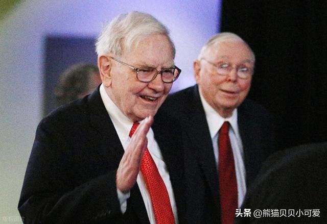 “股神	”巴菲特的退休倒计时阶段	，新的投资调整动向，该怎么看？