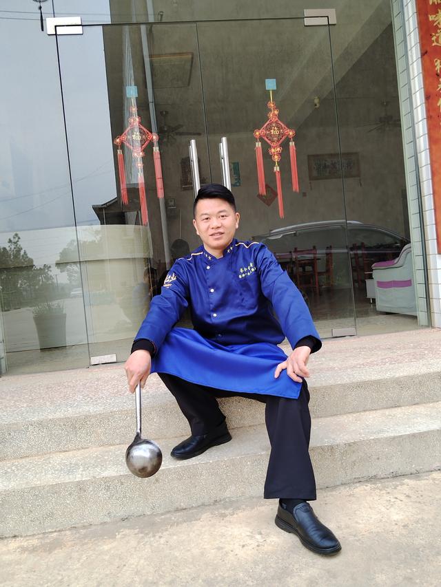 姜辣凤爪的正宗做法（长沙姜辣凤爪做法）