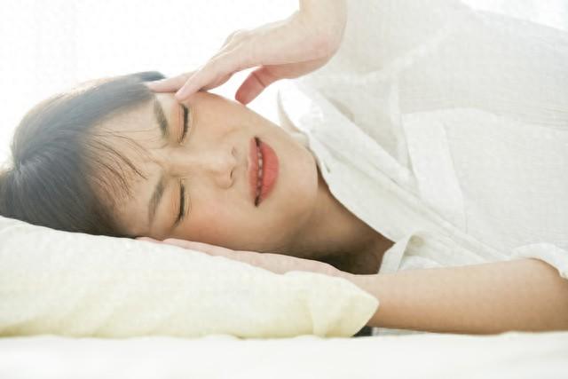 失眠多梦的治疗方法是什么?（这一篇文章关于失眠多梦的解决方法希望对你们有所帮助）