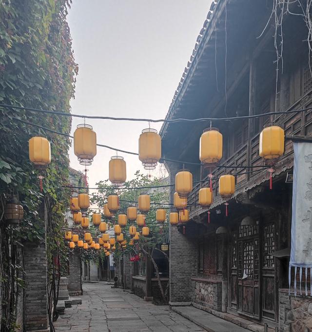 情感美文:心若从容，便是远方