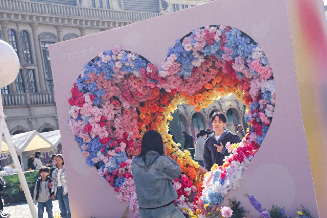 繁花、市集、音乐……青岛红树林度假世界清明小长假打造春日浪漫休闲之旅