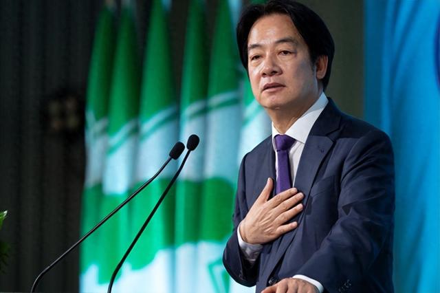 九三阅兵倒计时，赖清德下最后通牒：不许任何人出席！大陆用4个字预言结局，解放军军机火速行动